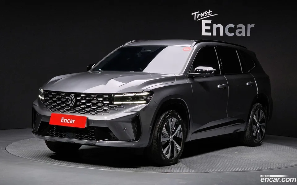 Renault Samsung Grand Koleos 1.5 E-TECH 2WD 2025 — photo 1, buy with delivery to Moscow