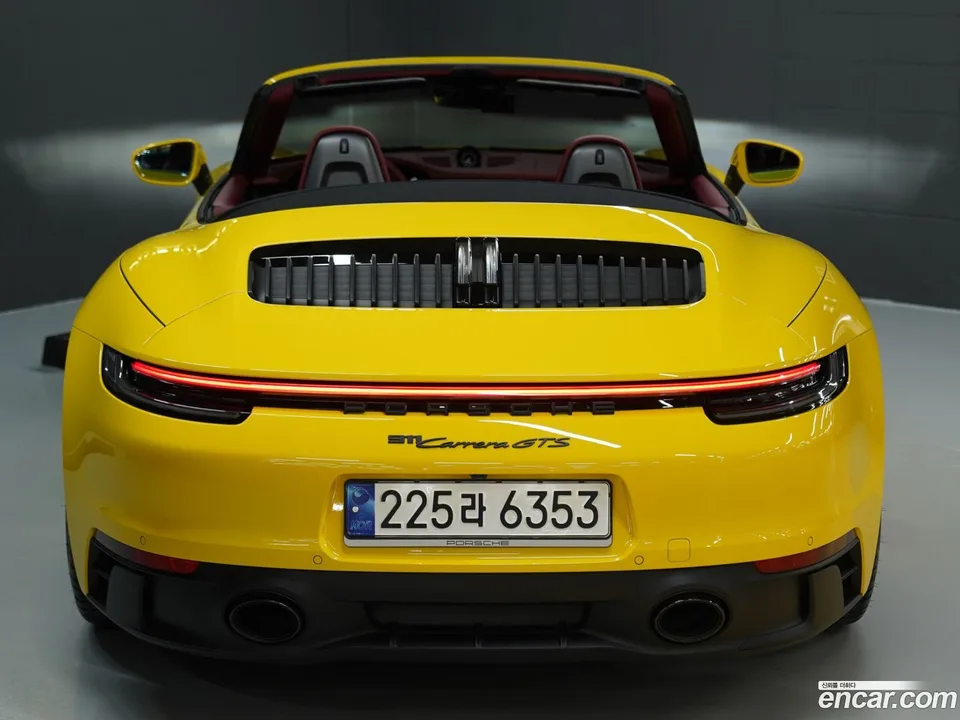 Porsche 911 (992) GTS 2023 — thumbnail 2