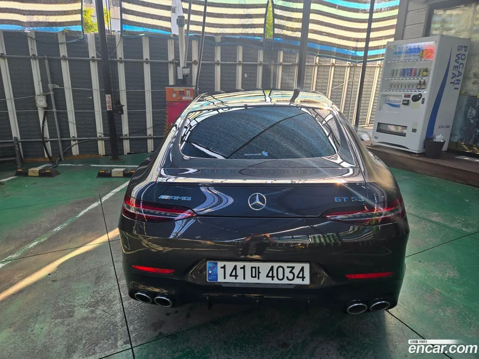 Mercedes-Benz AMG GT 4 43 4MATIC+ 2023 — миниатюра 4