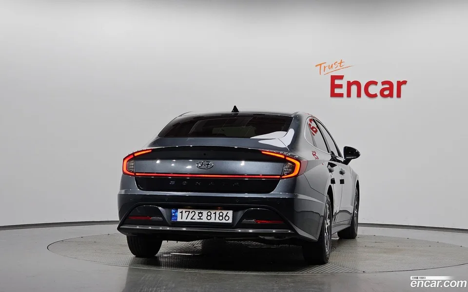 Hyundai Sonata Hybrid 2022 — thumbnail 3