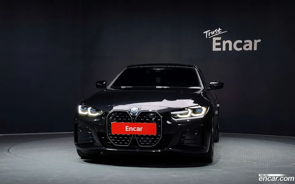 BMW i4 eDrive40 M 2022 — thumbnail 3