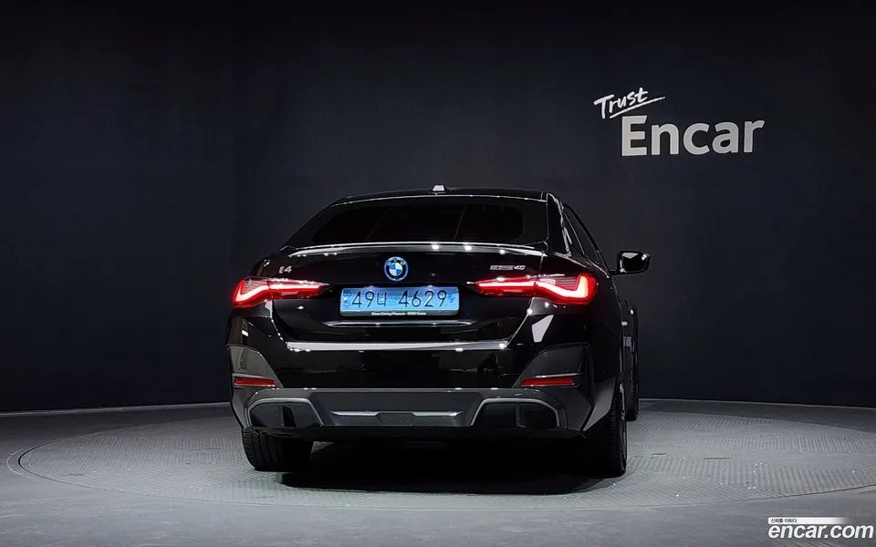BMW i4 eDrive40 M 2022 — thumbnail 4
