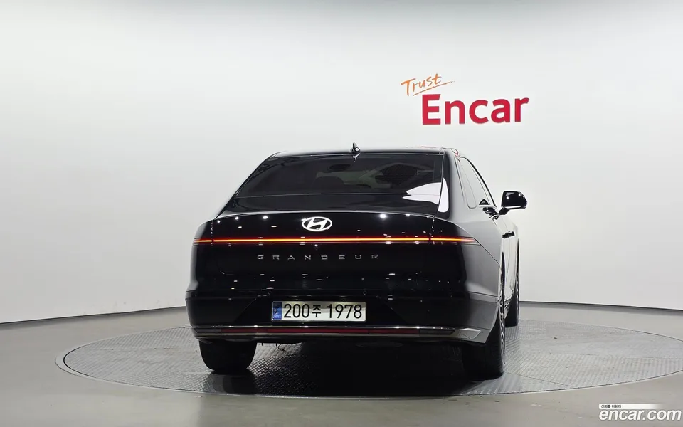 Hyundai Grandeur Hybrid 2024 — thumbnail 4