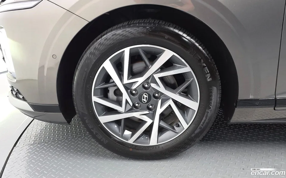 Hyundai Grandeur 2.5 2WD 2023 — thumbnail 5