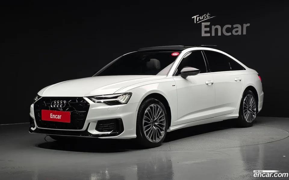Audi A6 45 TFSI 2025 — photo 1, buy with delivery to Moscow