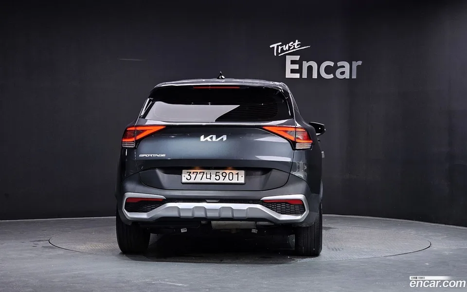 Kia Sportage 2.0 2WD 2023 — thumbnail 4