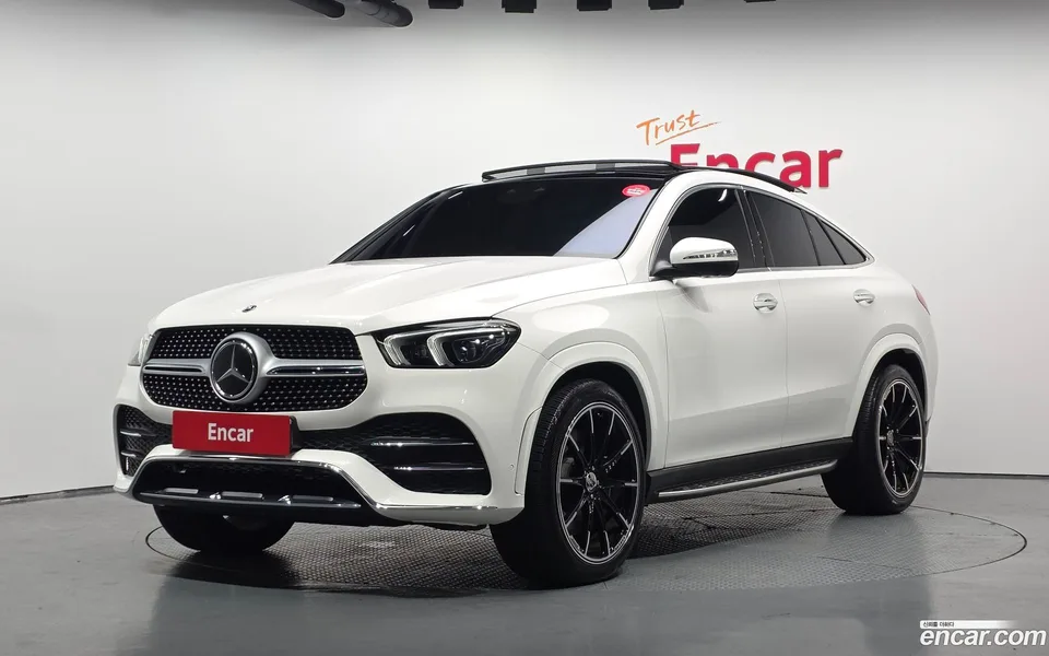 Mercedes-Benz GLE-Class GLE400d 4MATIC 2023 — photo 1, buy with delivery to Moscow