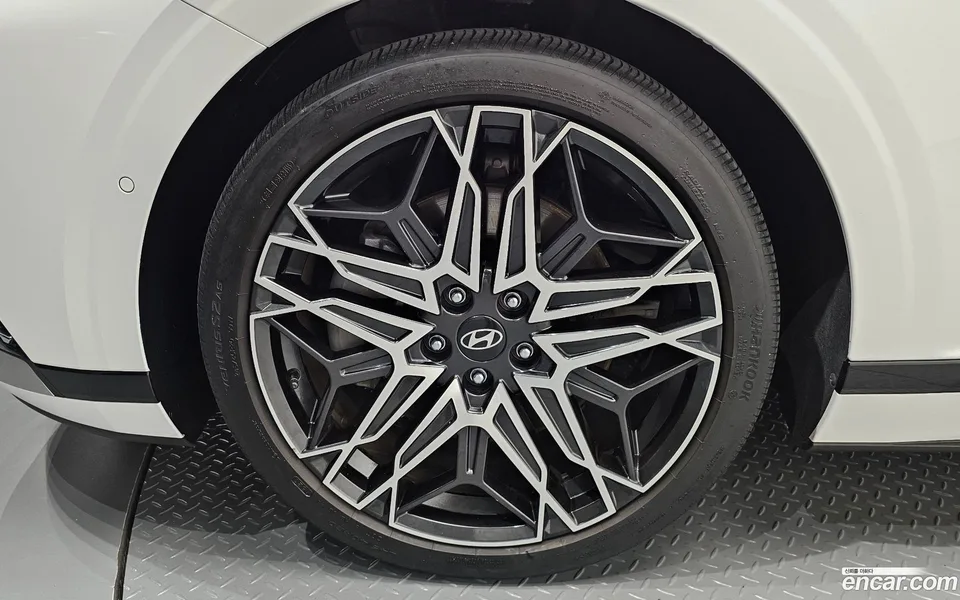 Hyundai Grandeur 3.5 LPG 2WD 2023 — thumbnail 5