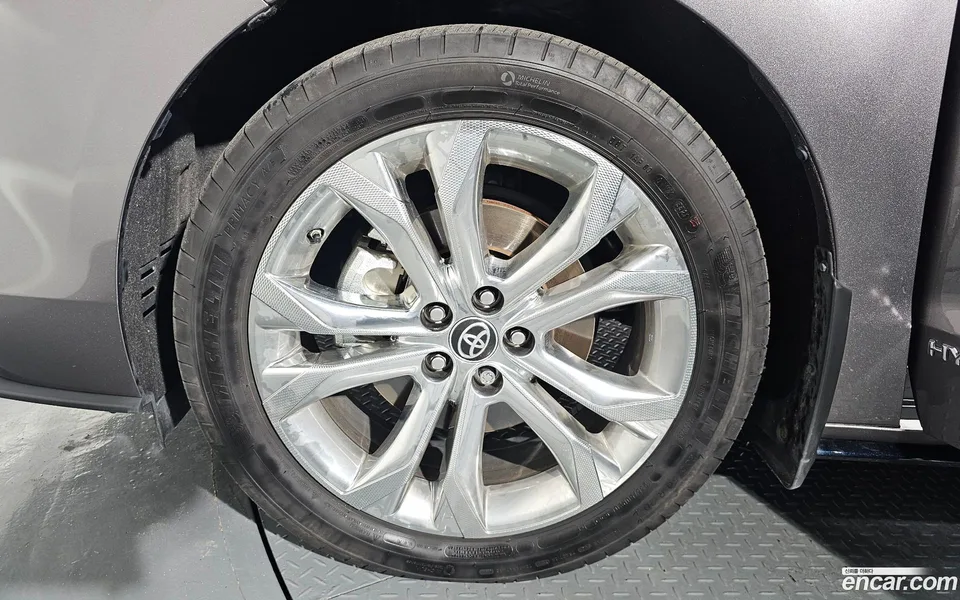 Toyota Sienna 2.5 2WD 2022 — thumbnail 5