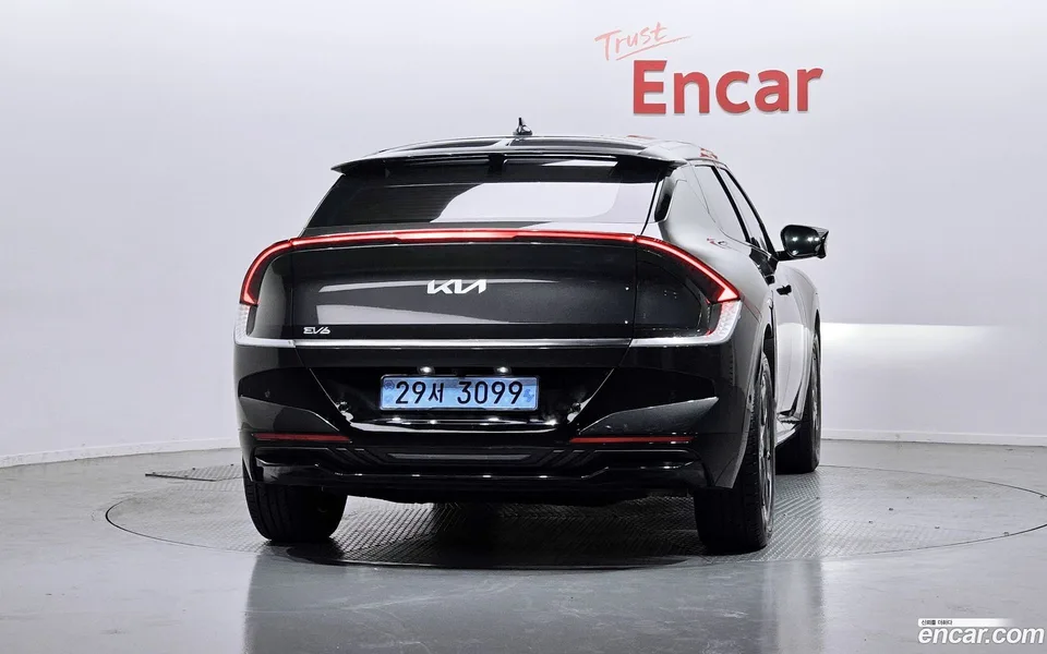 Kia EV6 2WD 2025 — thumbnail 4