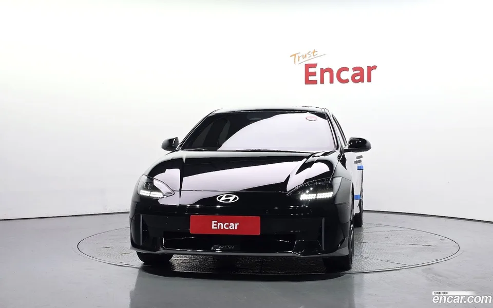 Hyundai Ioniq 6 2023 — thumbnail 3