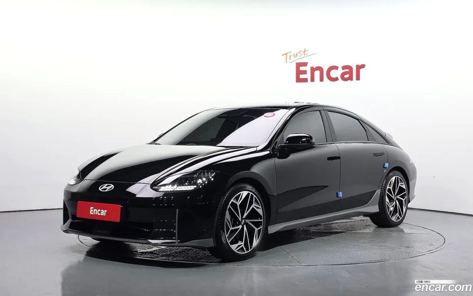 Hyundai Ioniq 6 2023 — photo 1, buy with delivery to Moscow