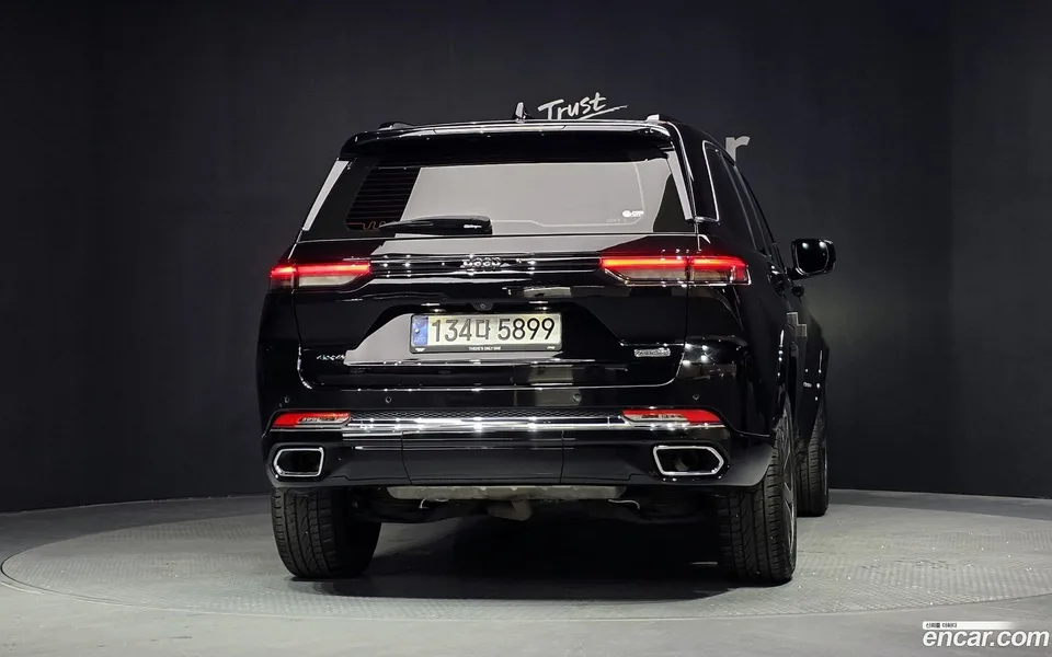 Jeep Grand Cherokee 3.6 2023 — thumbnail 4