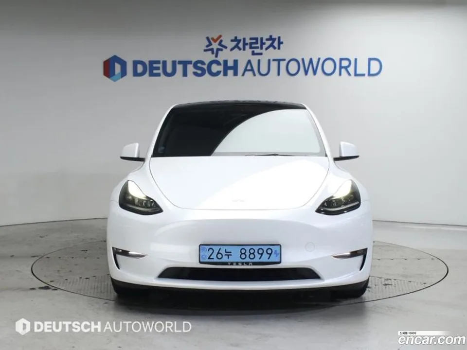 Tesla Model Y AWD 2022 — thumbnail 3
