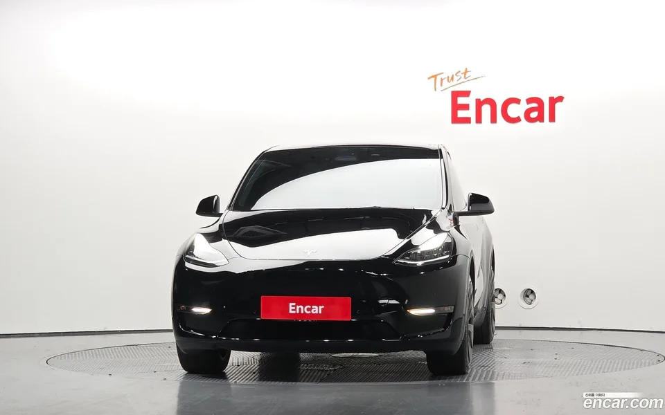 Tesla Model Y AWD 2022 — thumbnail 3