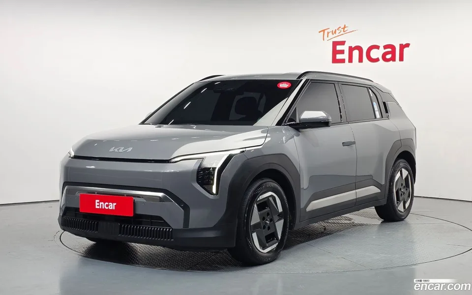 Kia EV3 2WD 2025 — photo 1, buy with delivery to Moscow