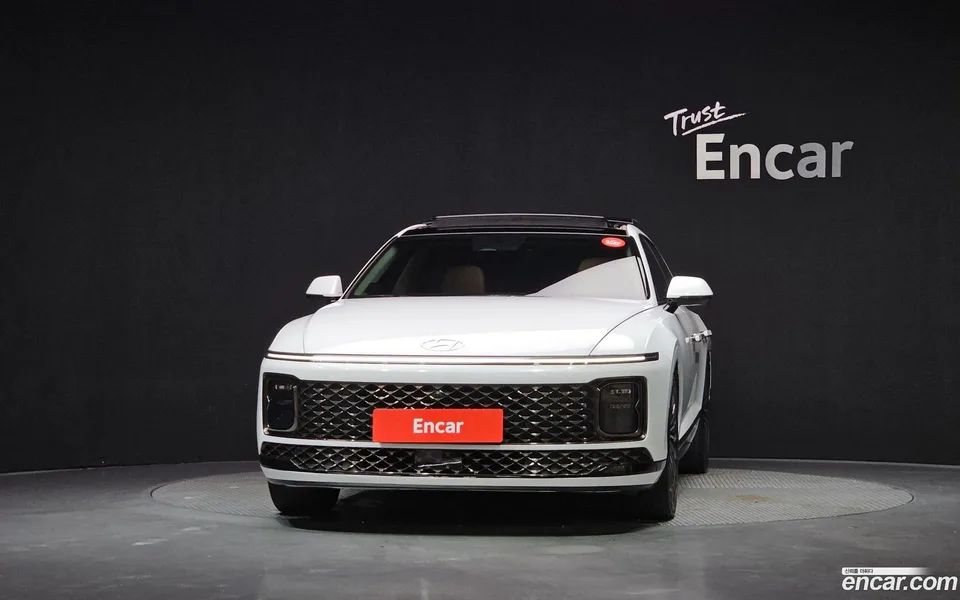 Hyundai Grandeur Hybrid 2023 — thumbnail 3