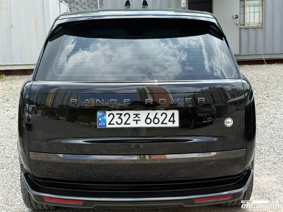 Land Rover Range Rover P615 SV LWB 2024 — thumbnail 4