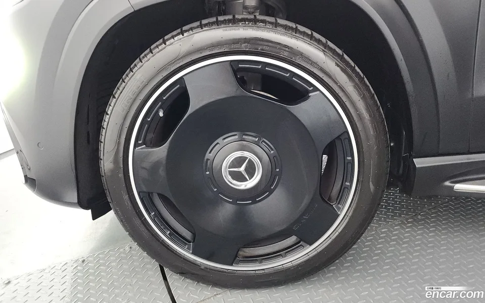 Mercedes-Benz GLS-Class GLS580 4MATIC 2024 — thumbnail 2