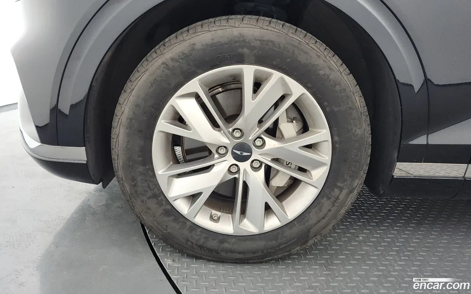 Genesis GV70 2.5T 2WD 2024 — thumbnail 5