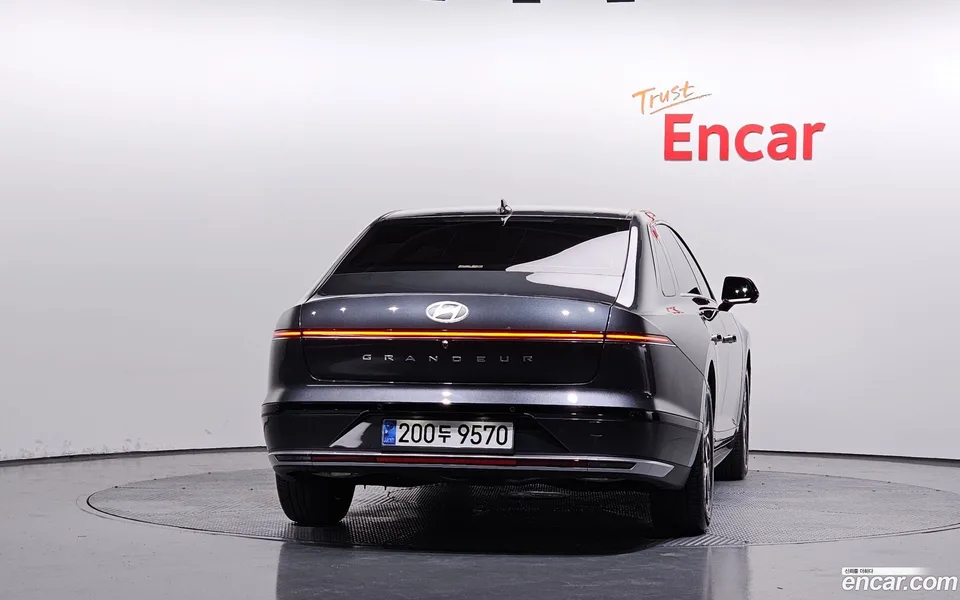 Hyundai Grandeur Hybrid 2025 — thumbnail 4