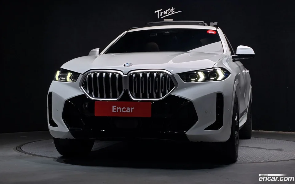BMW X6 xDrive40i M 2024 — thumbnail 3