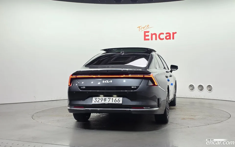 Kia K8 Hybrid 2025 — thumbnail 4