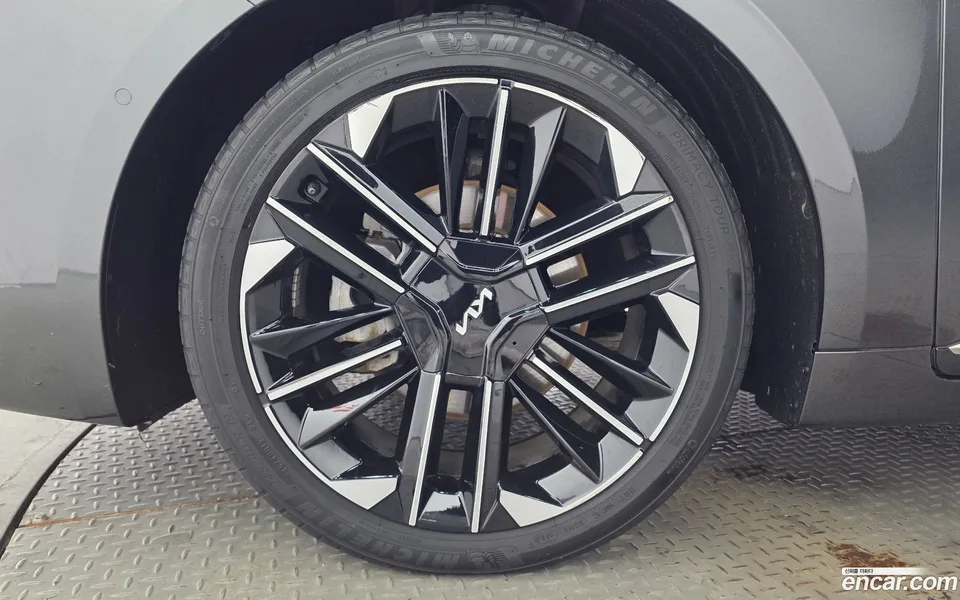 Kia K8 Hybrid 2025 — thumbnail 5