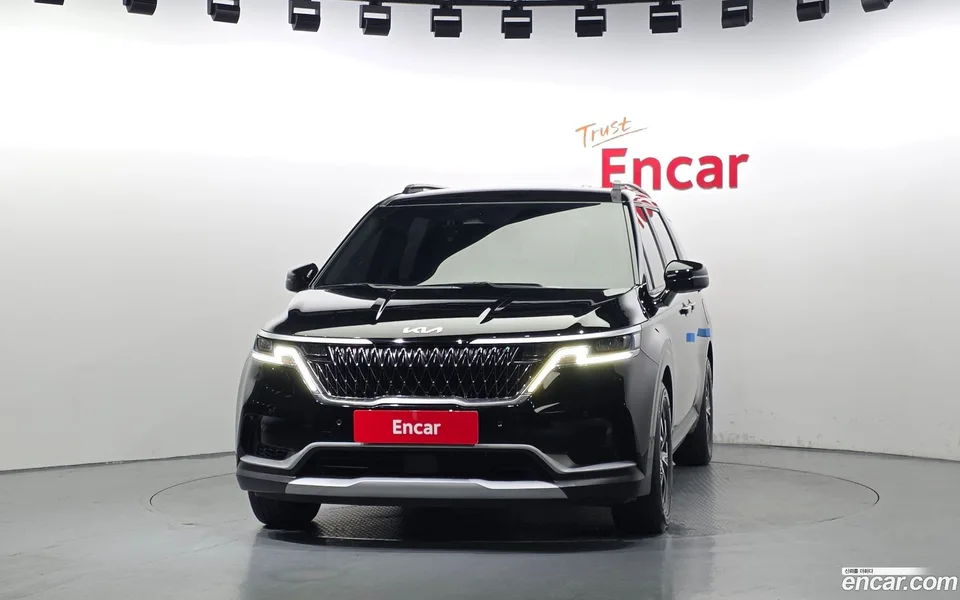Kia Carnival 9 2022 — thumbnail 3