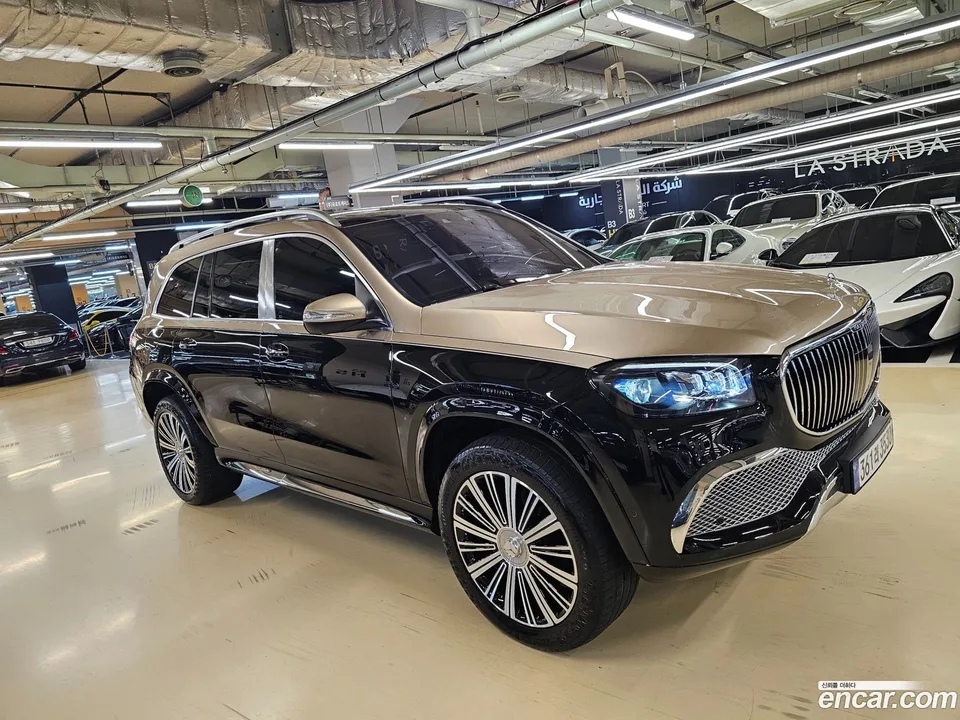 Mercedes-Benz GLS-Class GLS600 4MATIC 2023 — photo 1, buy with delivery to Moscow