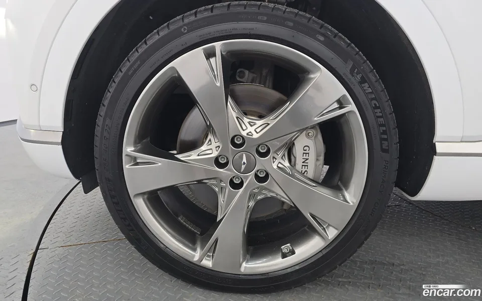 Genesis GV80 2.5T AWD 2023 — thumbnail 2