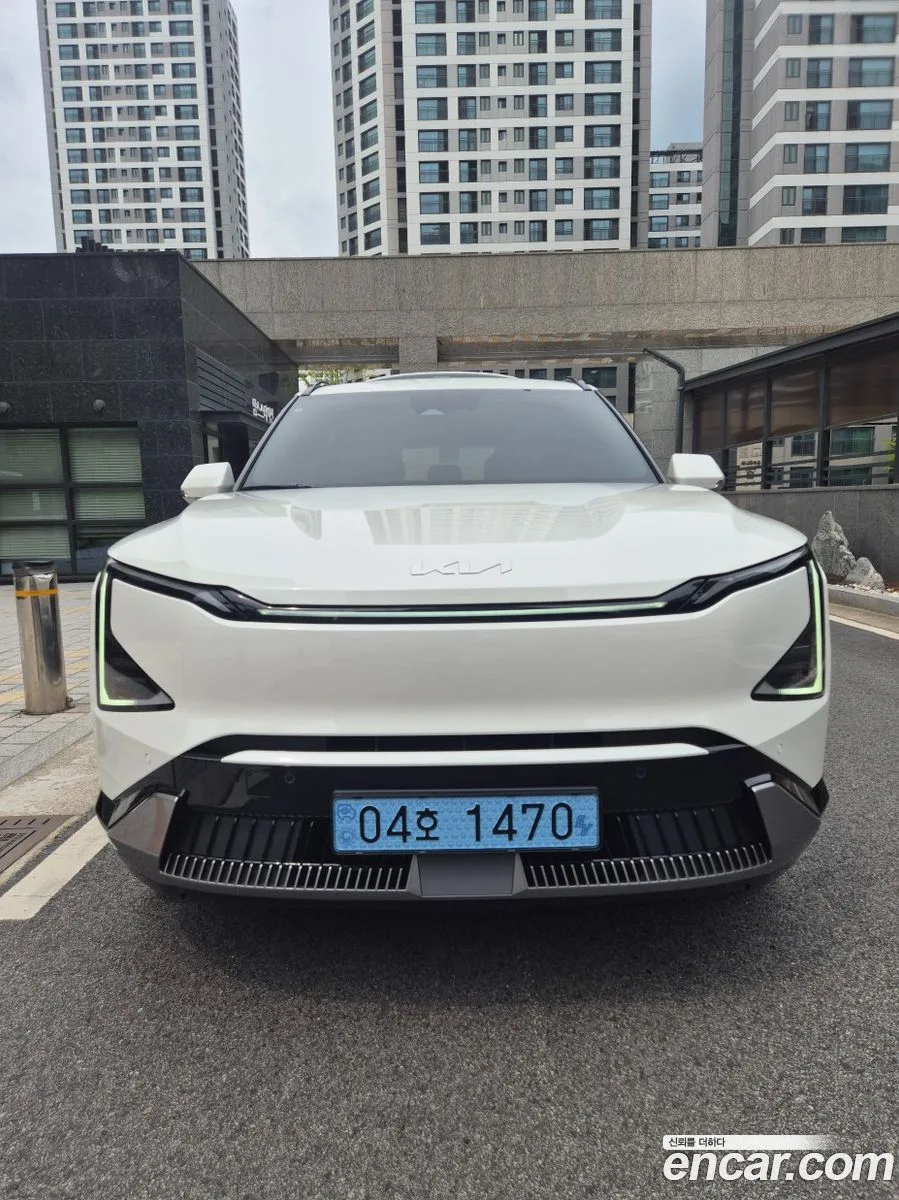 Kia EV5 2WD 2026 — photo 1, buy with delivery to Moscow