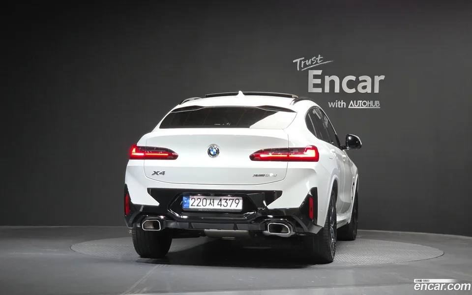 BMW X4 xDrive20d M 2023 — thumbnail 4