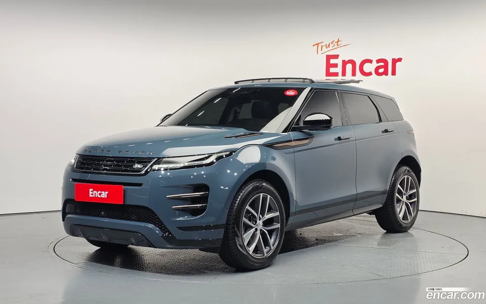 Land Rover Range Rover Evoque P250 SE 2024 — photo 1, buy with delivery to Moscow