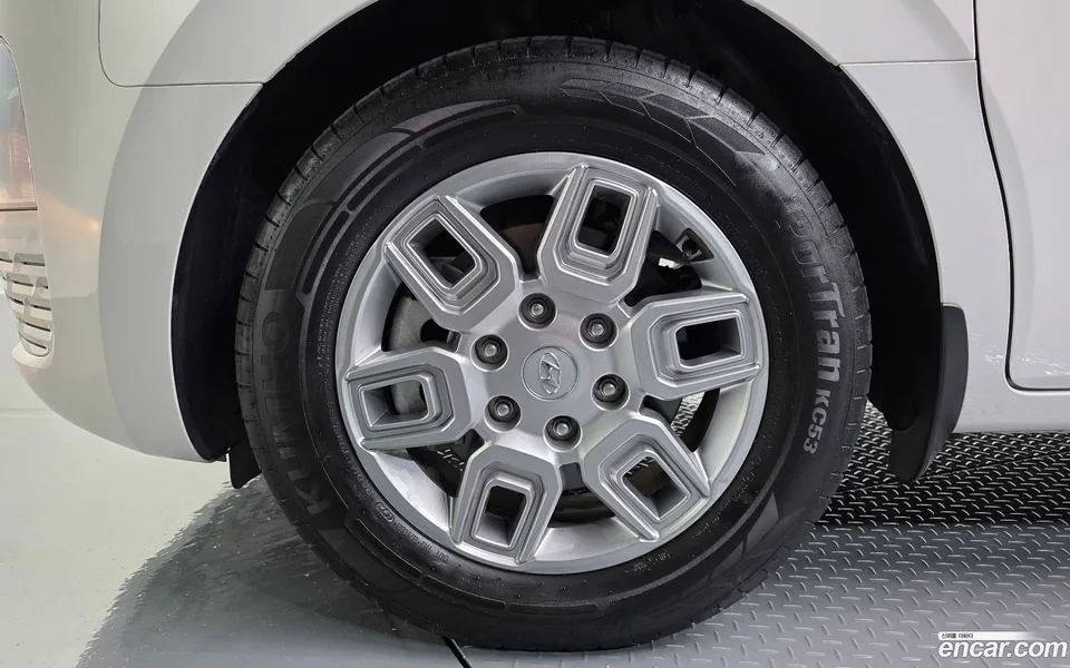 Hyundai Staria 5 2022 — thumbnail 5