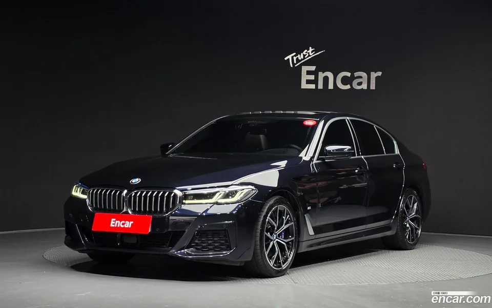 BMW 5 Series 530i xDrive M 2023 — photo 1, buy with delivery to Moscow