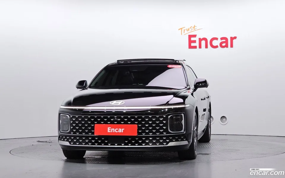 Hyundai Grandeur 2.5 2WD 2023 — thumbnail 3