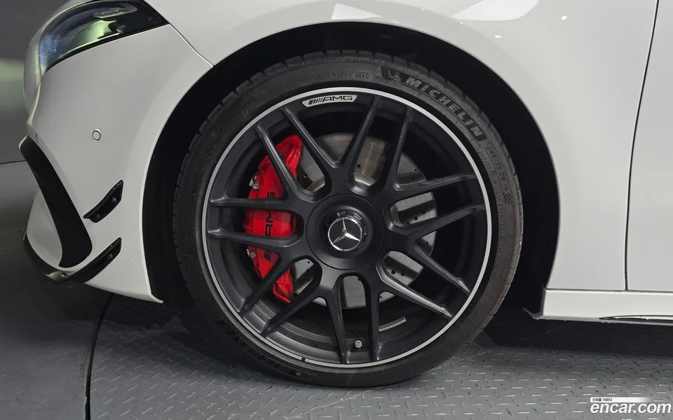 Mercedes-Benz A-Class AMG A45 S 4MATIC+ 2025 — thumbnail 5