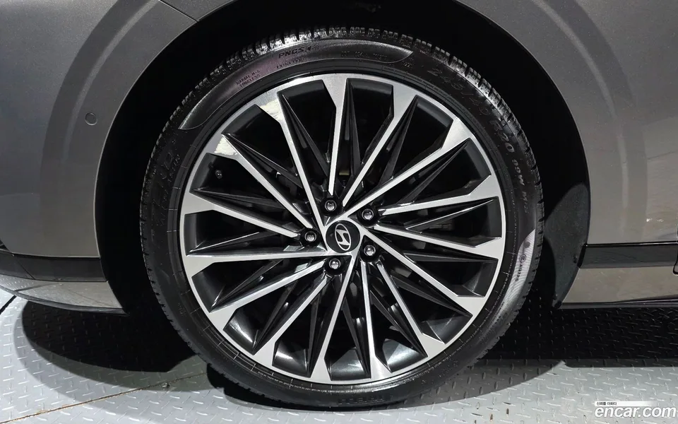 Hyundai Grandeur 2.5 2WD 2024 — thumbnail 5