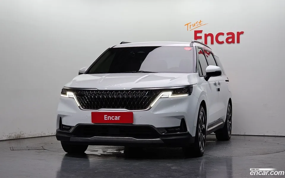 Kia Carnival 7 2022 — thumbnail 3