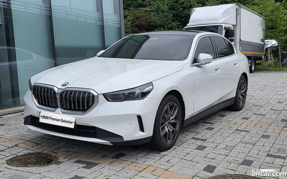 BMW 5 Series 2026