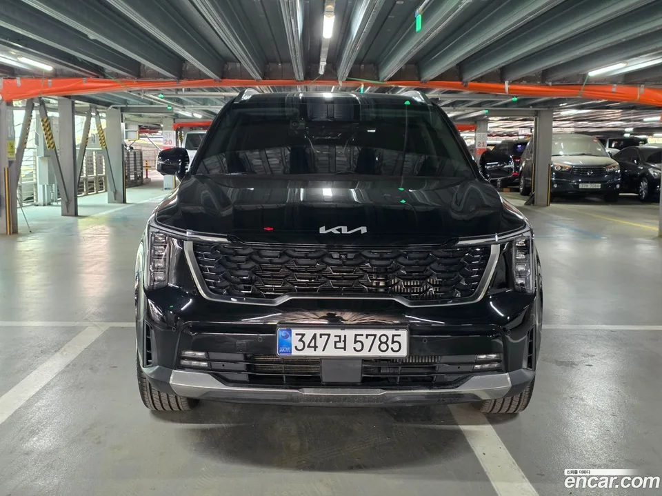Kia Sorento 2.5T 2WD 2023 — photo 1, buy with delivery to Moscow