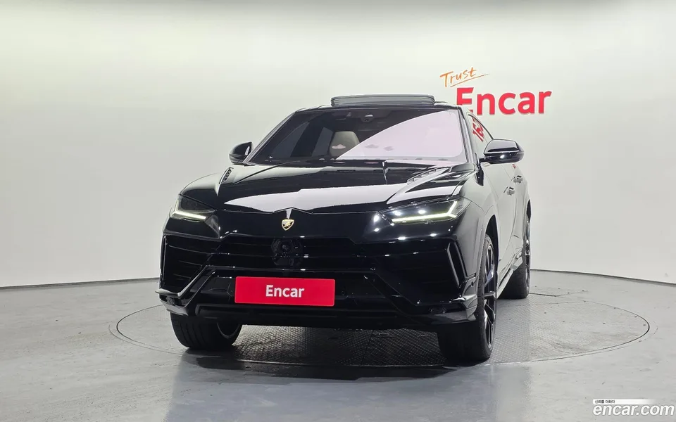Lamborghini Urus 4.0 V8 S 2023 — thumbnail 3