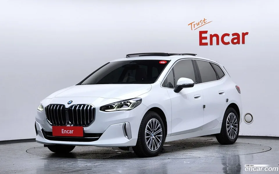 BMW 2 Series Active Tourer 220i 2025 — photo 1, buy with delivery to Moscow