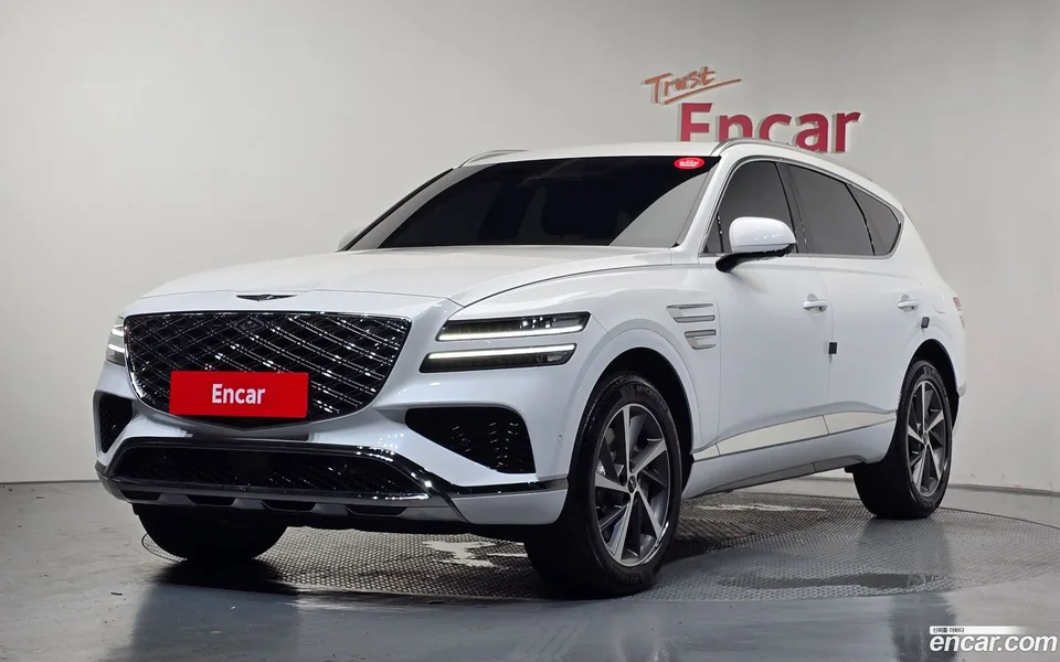 Genesis GV80 2.5T AWD 2024 — photo 1, buy with delivery to Moscow