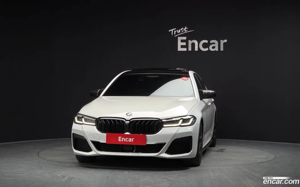 BMW 5 Series 530i M 2022 — thumbnail 3