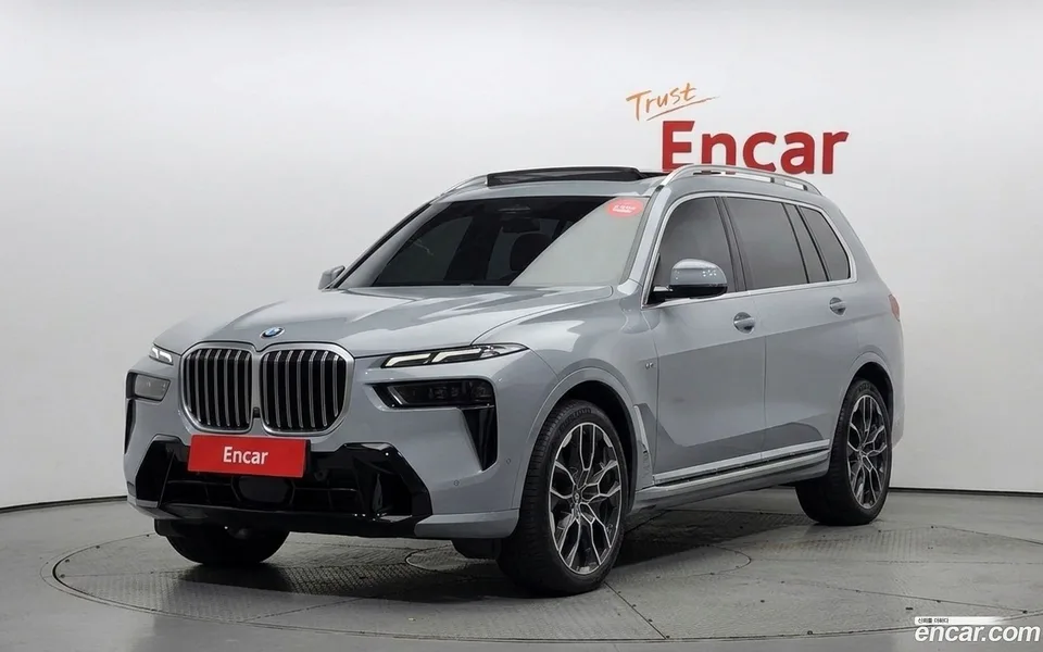 BMW X7 xDrive 40d M 6 2024 — photo 1, buy with delivery to Moscow