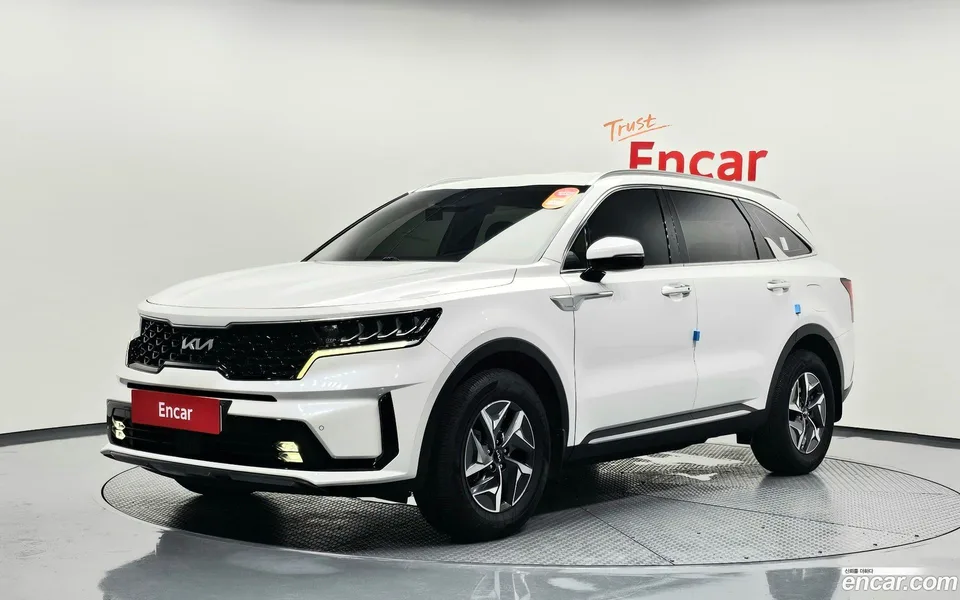 Kia Sorento HEV 1.6 2WD 2022 — photo 1, buy with delivery to Moscow