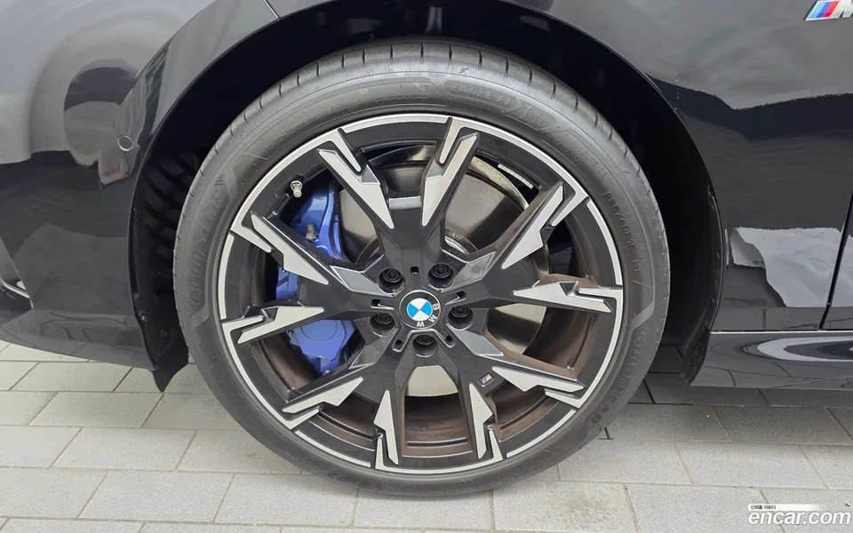 BMW 2 Series Gran Coupe 228 xDrive M 2025 — thumbnail 5