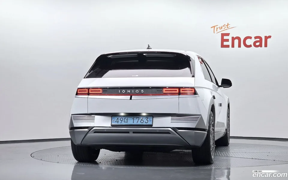 Hyundai Ioniq 5 2024 — thumbnail 4